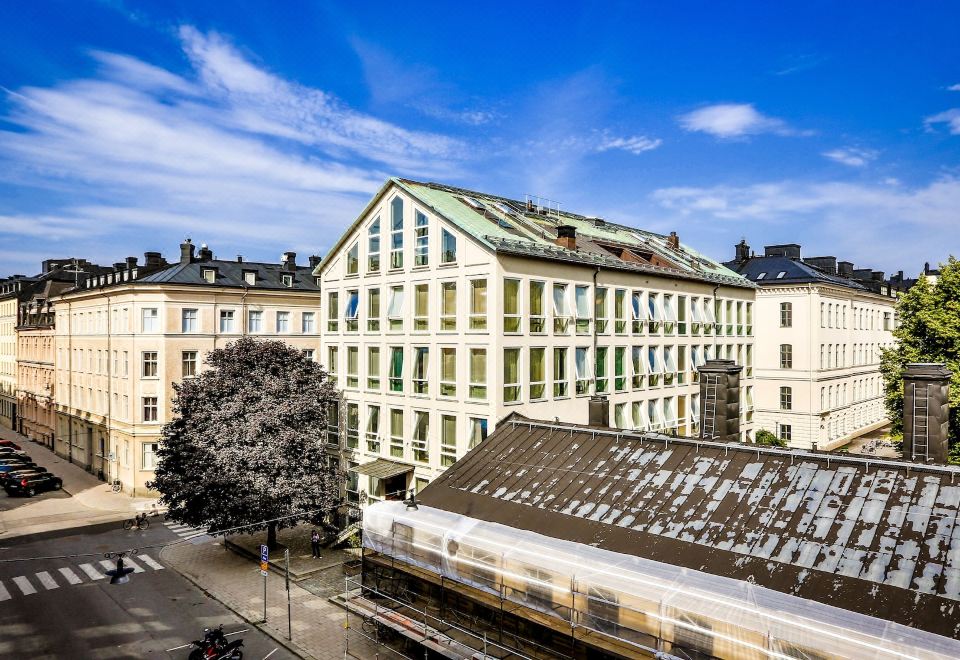 Corner Hotel